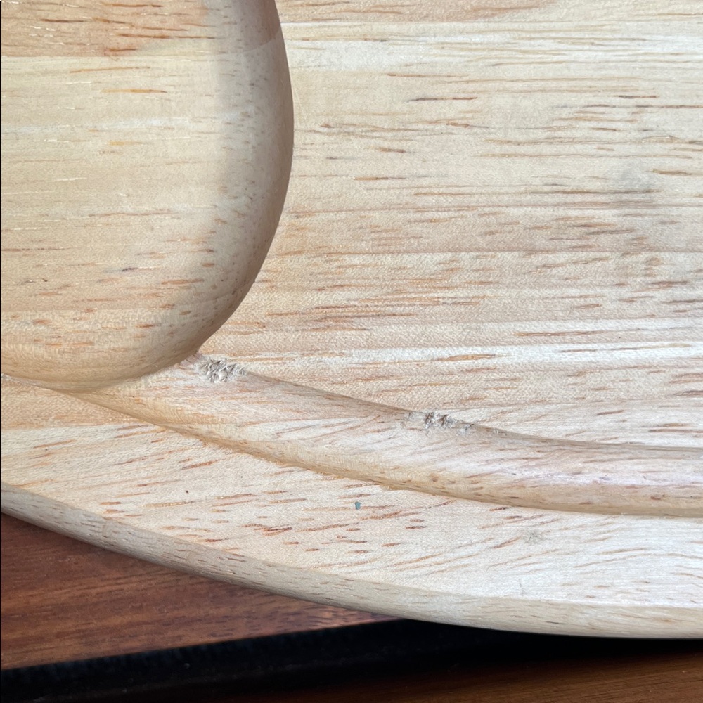 Rooster-Shaped Serving & Cutting Board in Natural Wood with Pewter Accents - Picture 9 of 9